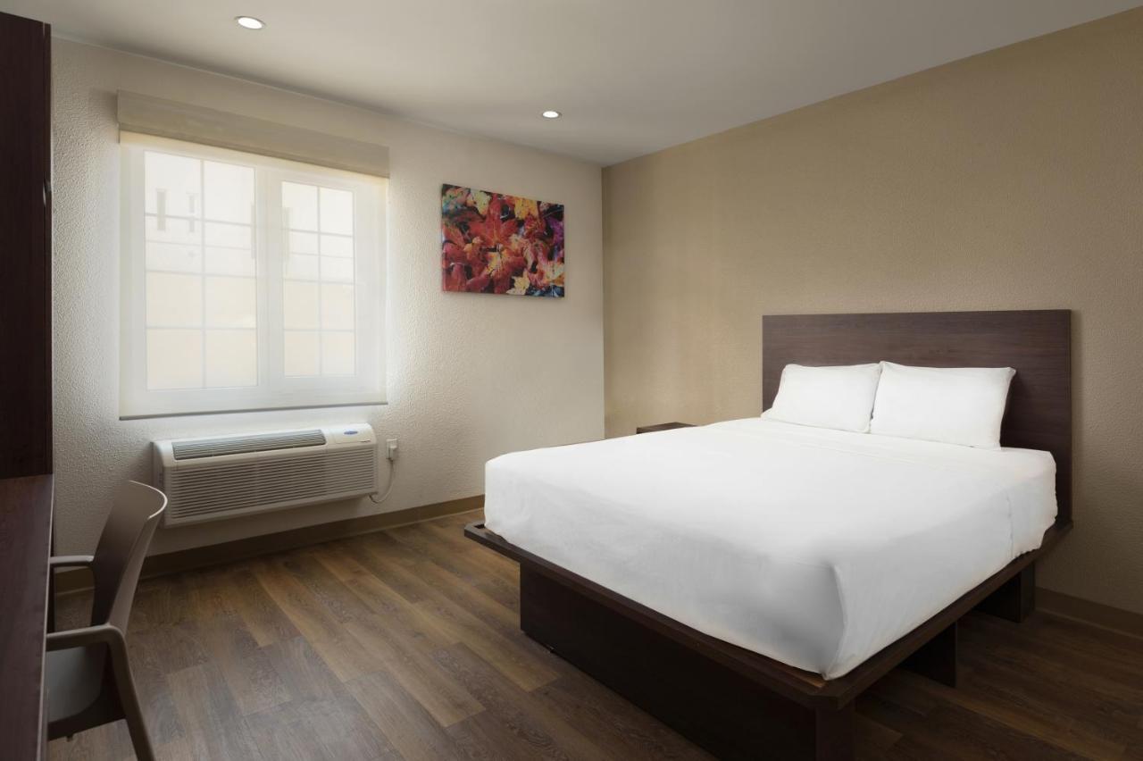 Extended Suites Tijuana Macroplaza Экстерьер фото