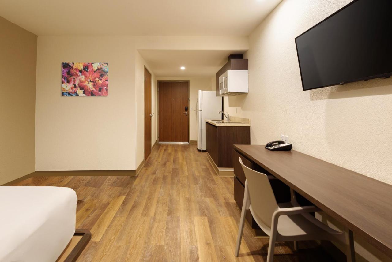 Extended Suites Tijuana Macroplaza Экстерьер фото