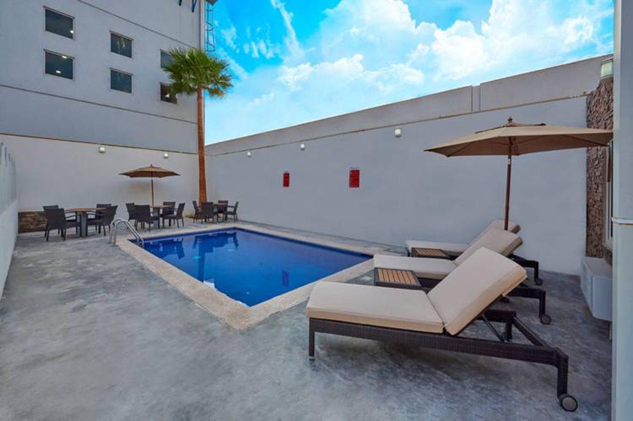Extended Suites Tijuana Macroplaza Экстерьер фото