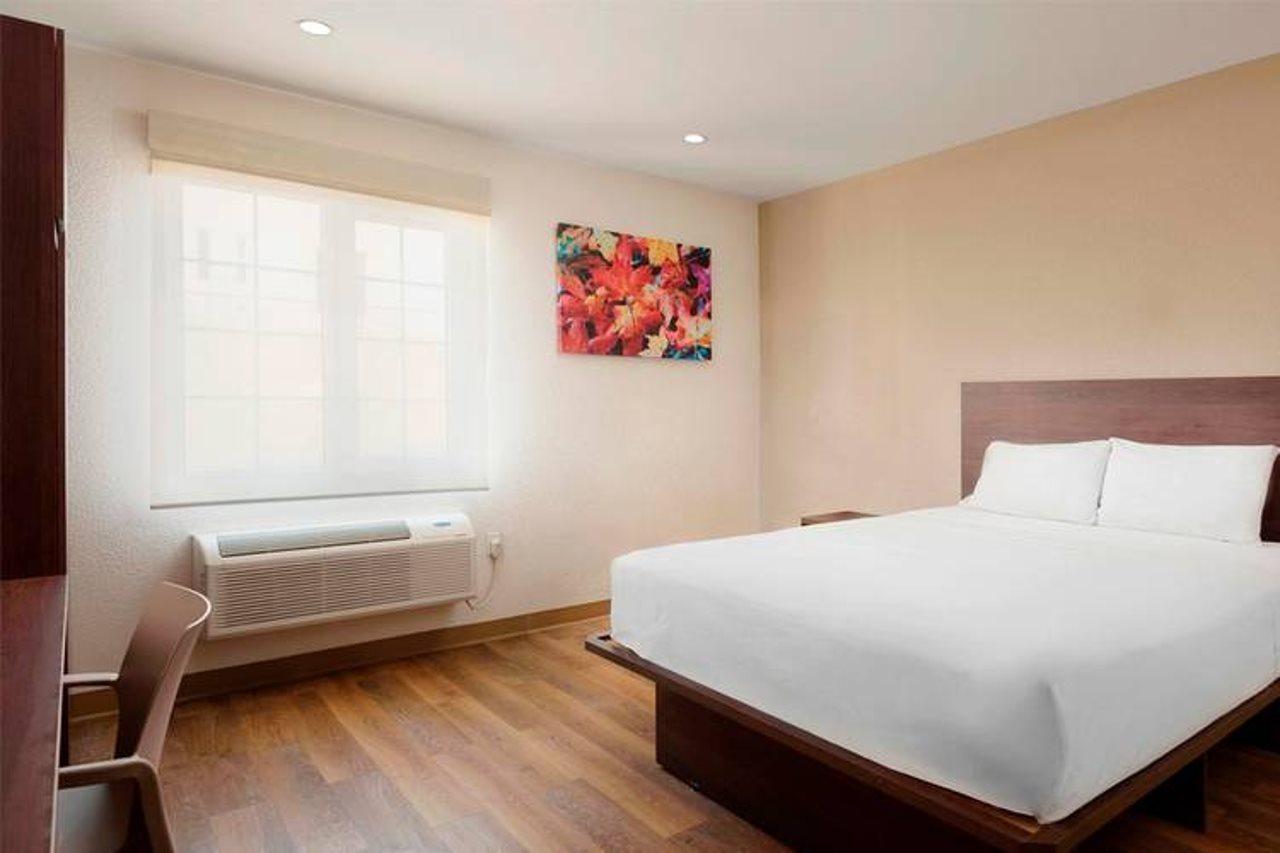 Extended Suites Tijuana Macroplaza Экстерьер фото